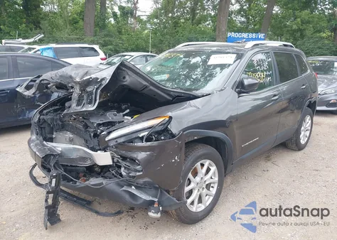 2017 Jeep Cherokee Latitude 4X4 from USA, damaged, VIN 1C4PJMCS8HW632625